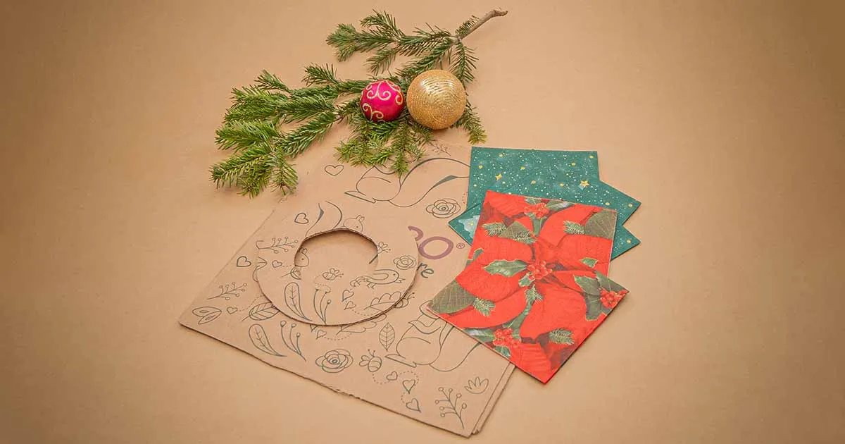 Bambo-Nature-Happy-Holidays_DIY-Christmas-wreath