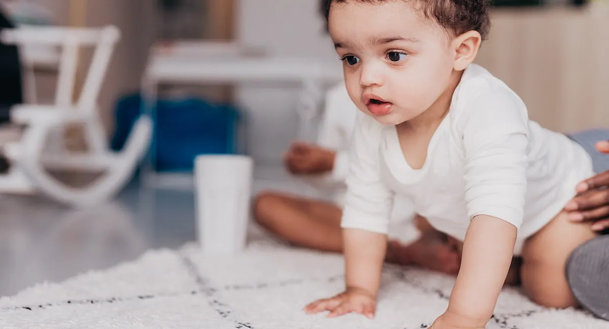 Bambo-Nature-when-do-babies-start-crawling-3-1200x650-1